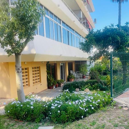 Estudio Nuevo Y Con Piscina Бенальмадена Екстер'єр фото